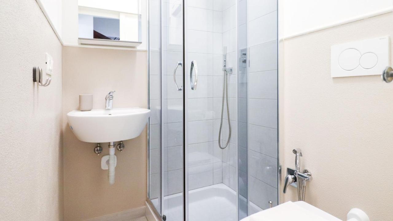 Italianway - Liceti 5 Apartment Rapallo Bagian luar foto